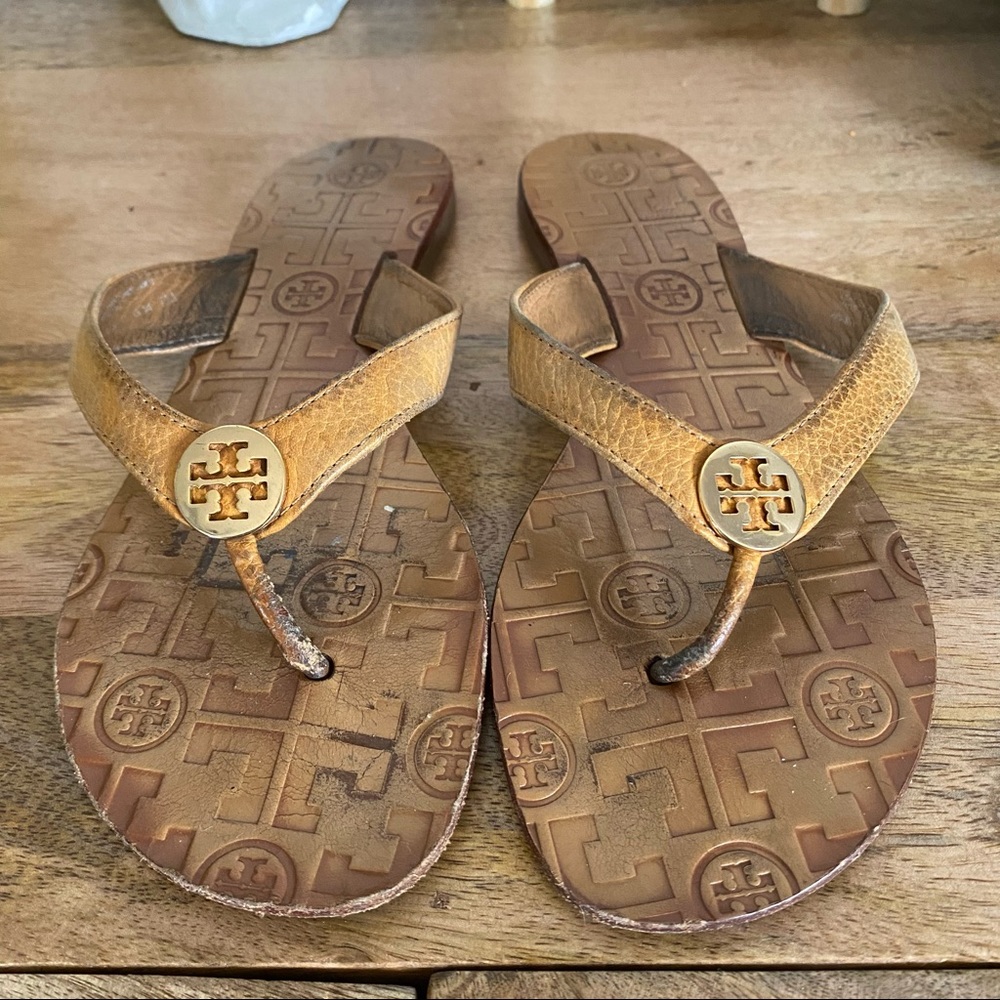 TORY BURCH THONG “ TORA SANDALS